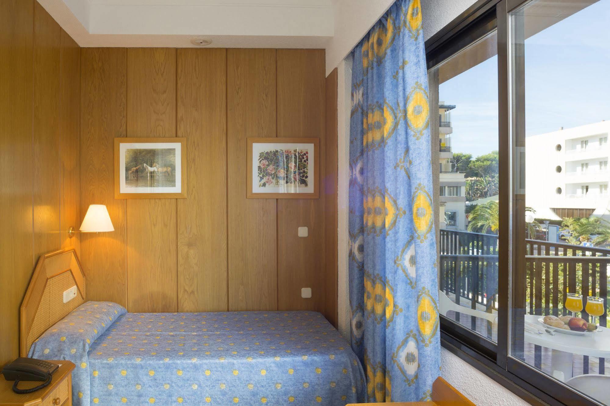 Hsm Regana - Adults Only Hotel Cala Ratjada  Bagian luar foto